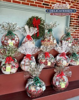 deli holiday gift baskets